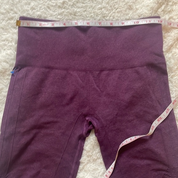 Lululemon capri leggings for women’s - Picture 4 of 12